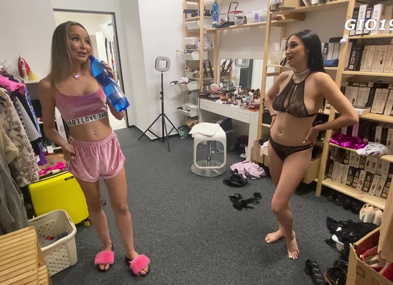 Behind The Scenes #25, Francys Belle, Anna De Ville, Brittany Bardot And Others. More Info In Description XF044