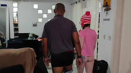 Aluna faz sexo com professor em troca de nota pra passar de ano