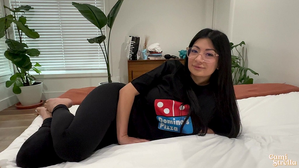 Піца дівчина Валентина анальний (Камі Стрелла, Лев Лібен) pizza girl valentines anal (Cami Strella, Lev Lieben)