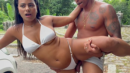 meu carro parou bem no acostamento, atleta parou sua corrida para me ajudar me fudendo bem gostoso