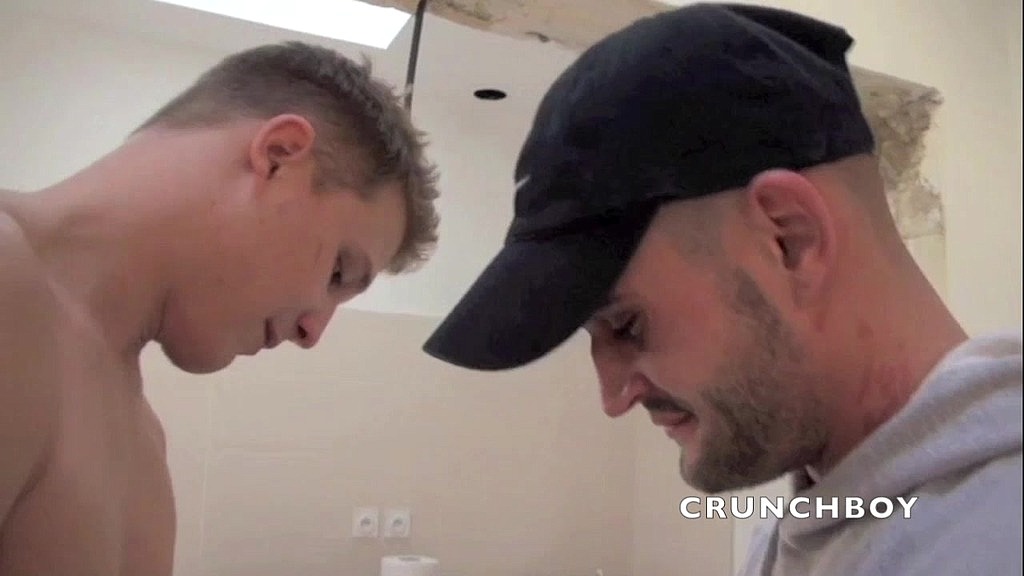 1281 young straight worker fucked by top blond boy (Crunch Kameron, Micka Hell) 1281 young straight worker fucked by top blond boy (Crunch Kameron, Micka Hell)
