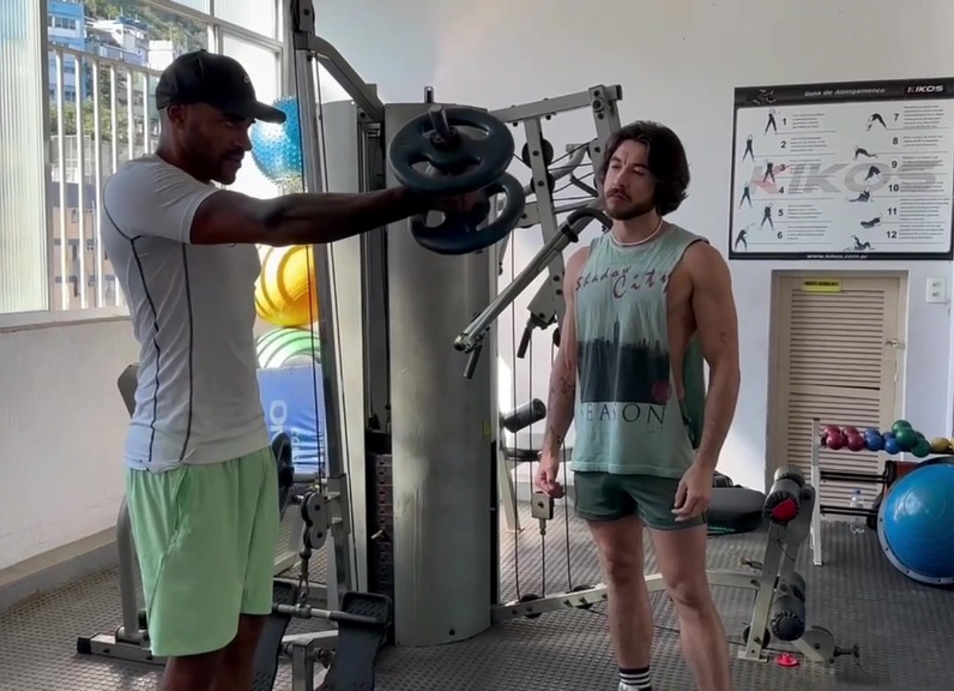 Pegacao Na Academia. - Completo