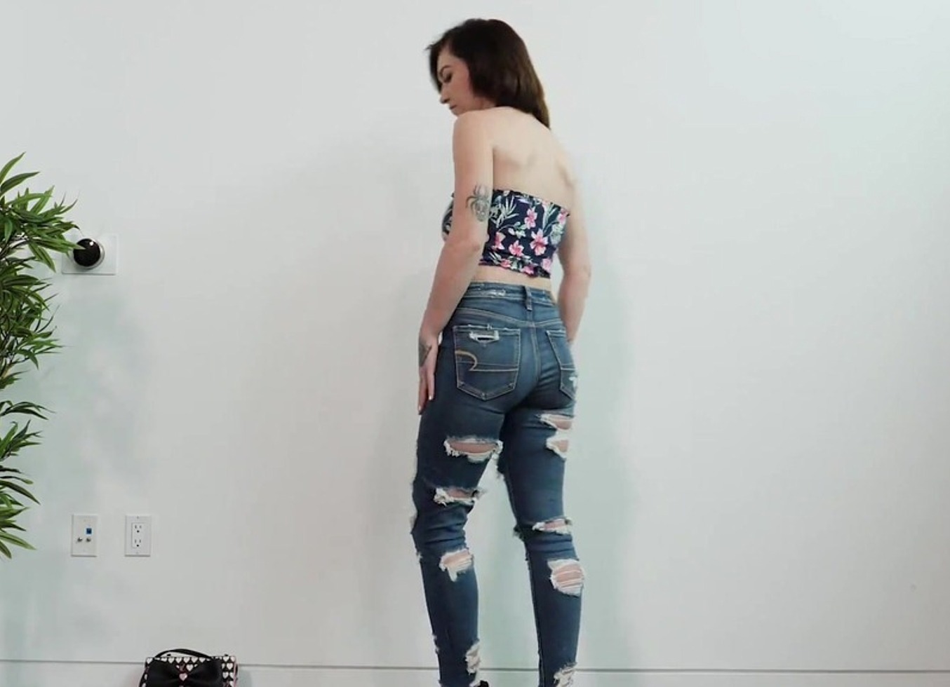 Big Natural Tits On This Babe Fucking Her First Black Guy