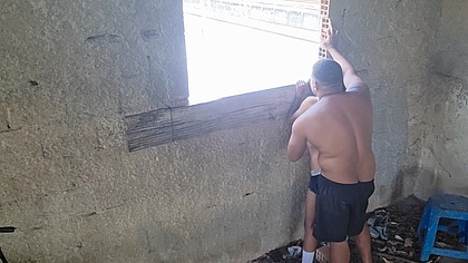 Peguei minha enteada com forca no terraco