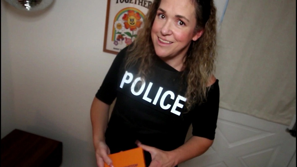 fuck the police - white girl cops 7 (Shimmy Cash, Nataliya Crimson) fuck the police - white girl cops 7 (Shimmy Cash, Nataliya Crimson)
