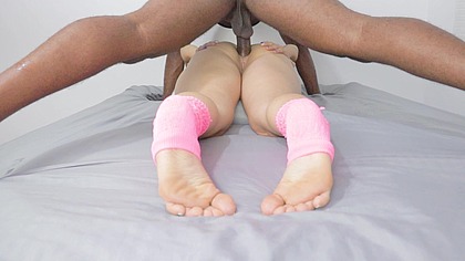 ALUNO DA ACADEMIA FODEU O CU DA PROFESSORA NO PELO E GOZOU DENTRO