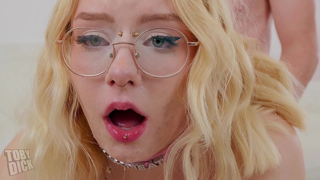 first piss drink for daisy dayz - throat and pussy fucked hard - makes her dizzy (Toby Dick Studios, Daisy Dayz) first piss drink for daisy dayz - throat and pussy fucked hard - makes her dizzy (Toby Dick Studios, Daisy Dayz)