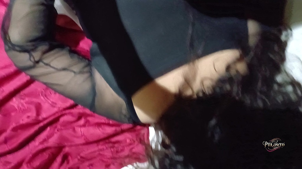 madura gime como loca y me pide que le bese el cuello (video completo sin cortes ni ediciones). (Salamandro, Liebenkt) madura gime como loca y me pide que le bese el cuello (video completo sin cortes ni ediciones). (Salamandro, Liebenkt)