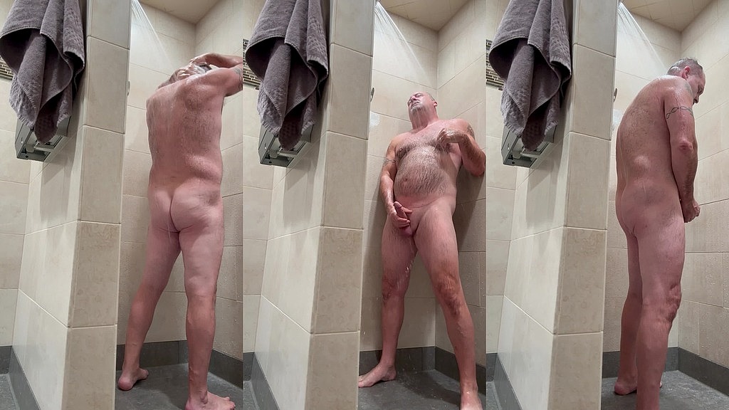 caught my husband masturbating in the shower (Diversified_Reality) caught my husband masturbating in the shower (Diversified_Reality)