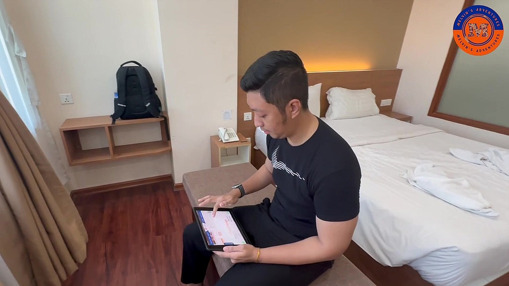 the analpay - part 1 (Melvin Htet, Kyaw Kyaw) the analpay - part 1 (Melvin Htet, Kyaw Kyaw)