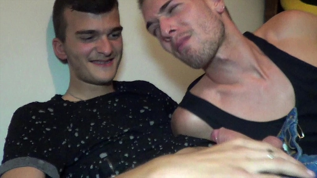 wicked fucked raw by young straight twink curious (Badboy Crunchboy, French twink Crunchboy) wicked fucked raw by young straight twink curious (Badboy Crunchboy, French twink Crunchboy)