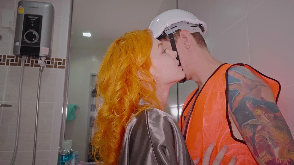 the plumber cleaned my pipes with his huge cock (Karneli Bandi, John Dope) the plumber cleaned my pipes with his huge cock (Karneli Bandi, John Dope)