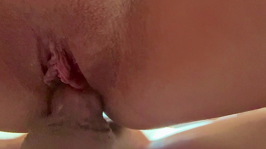 Nutisgolden, Bootypeach: lo scopo durante le contrazioni! (AnalVids.com) i fuck him during contractions! (Nutisgolden, Bootypeach)
