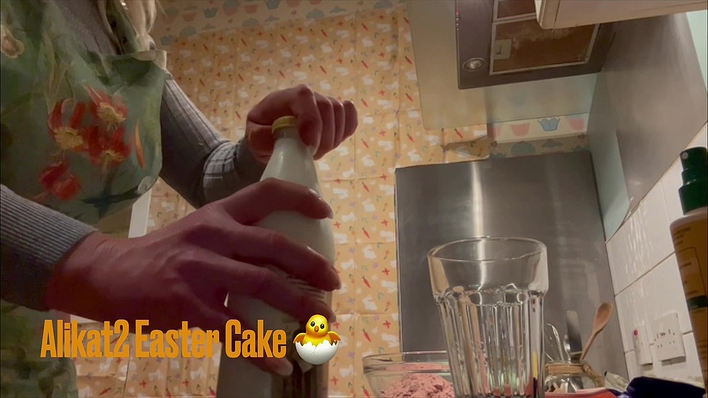alikat2 bakes for easter (Alikat2) alikat2 bakes for easter (Alikat2)