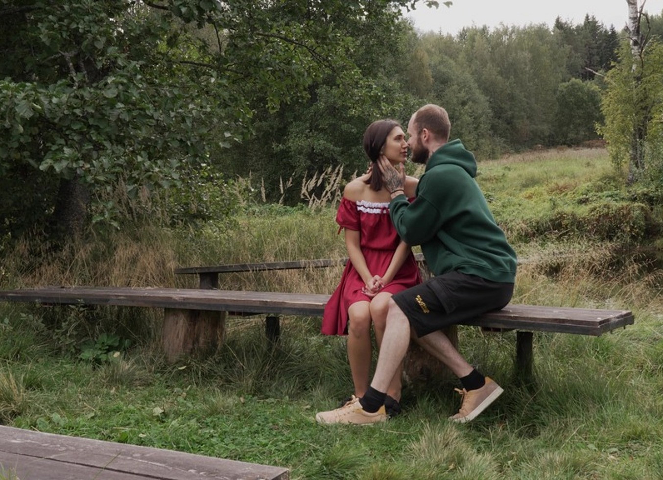 A Village Girl Gave Herself To A Guy Who Promised To Take Her To The City