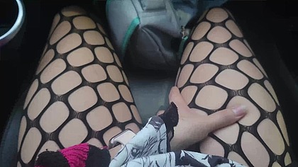 Sucking cock in the car