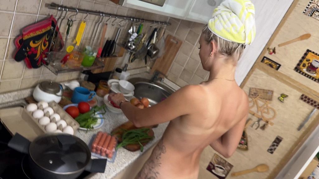 i suck my stepdaddy’s big dick every time we’re home alone (Katrin Fox, Ziggi) i suck my stepdaddy’s big dick every time we’re home alone (Katrin Fox, Ziggi)