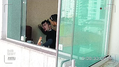 camera secreta me flagrou sendo fudido pelo marido da vizinha