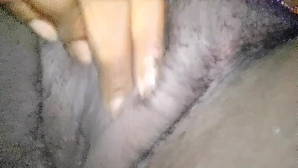 home alone and so horny (Spicyqueen) home alone and so horny (Spicyqueen)