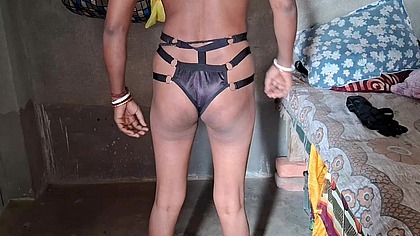 Desitopten Nahane gayi bhabhi ki hard anal sex sexy bra black Desi Indian anal sex