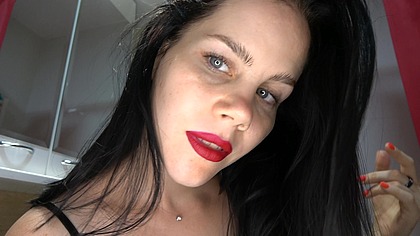 Gorgeous Giantess Anna in new apartment