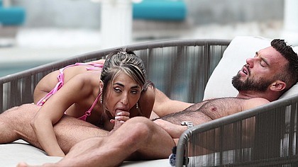 SCREWING THE 3 HOLES OF LUNA COLUMBIANA