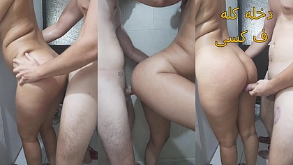 صاحب جوزى العرص زنقنى فى الصالة و قلعنى قميص النوم و مسبنيش غير لما حشره و غرق كسى لبن