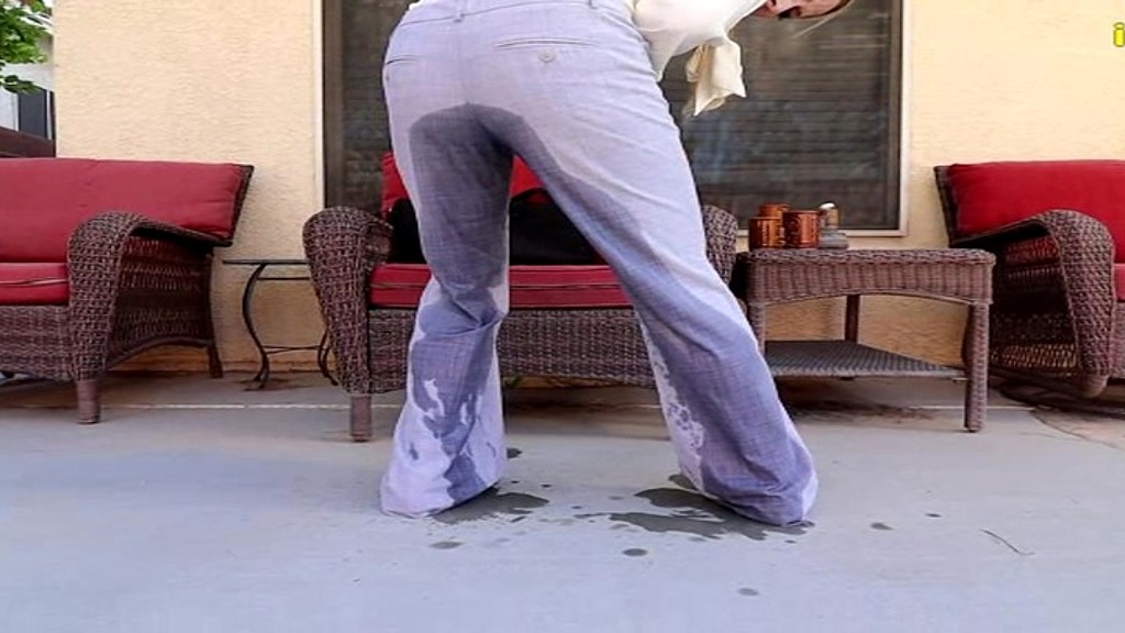 ineed2pee sydney paige pissing dress pants after work (Сідні Пейдж) ineed2pee sydney paige pissing dress pants after work (Sydney Paige)