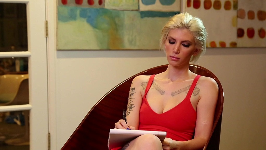 Jo proves mommy fucks best