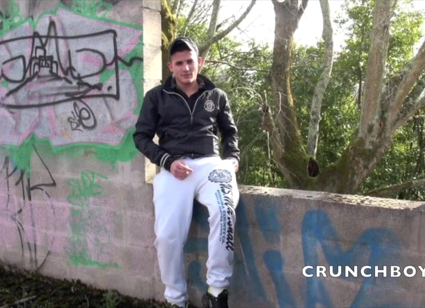 1368 Msucle Boy Fucked By Arab Dstriaght In Exjhib Outdoor Cruising