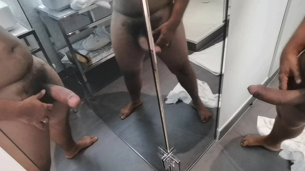 alguem pra tirar leite aqui agora? (Pmassaxxx) alguem pra tirar leite aqui agora ? (Pmassaxxx)