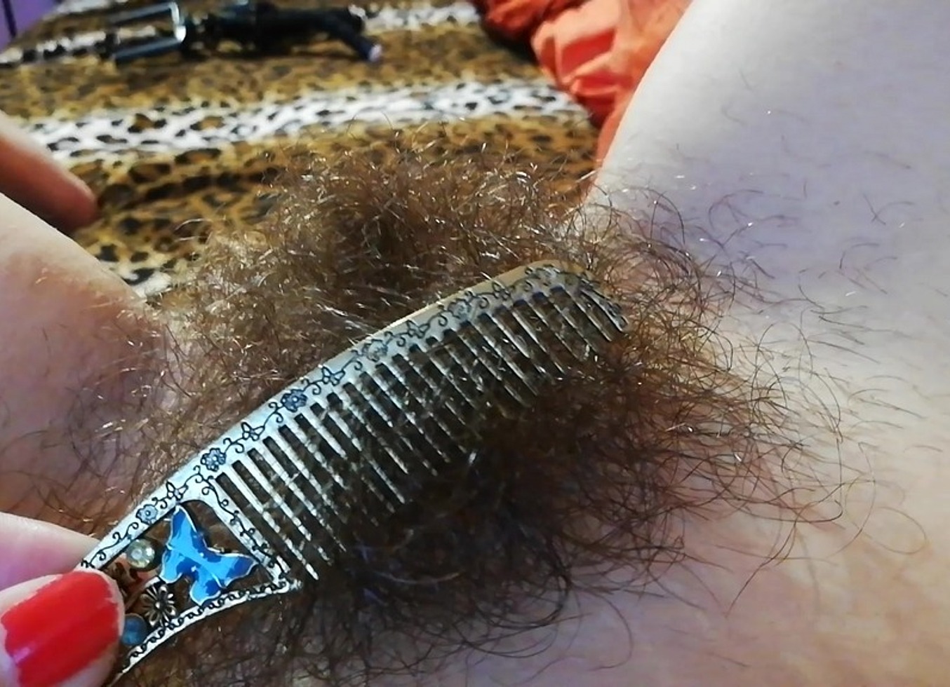 Hairy Pussy Fetish Brushing The Bush Body Hair Fetish