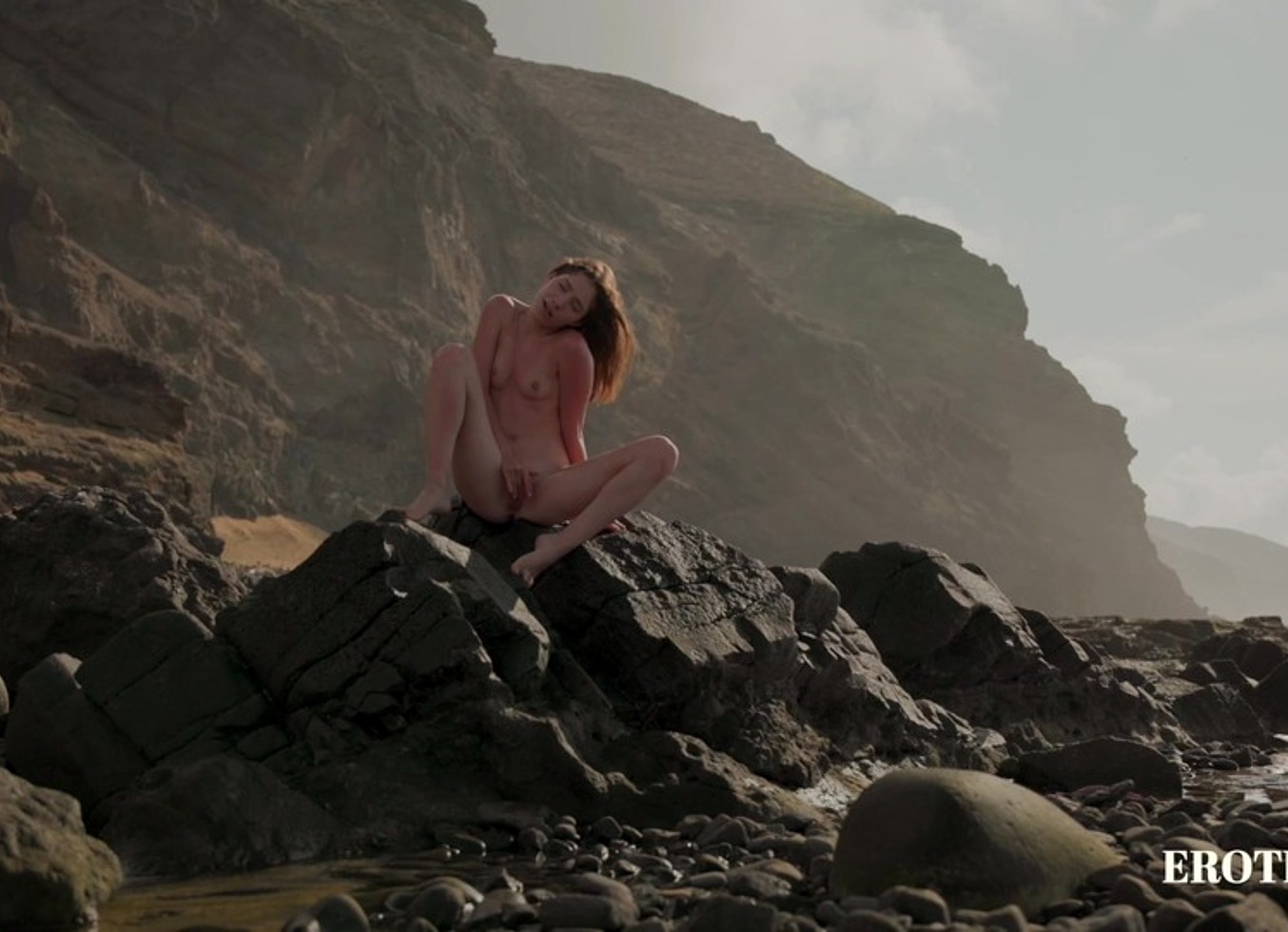 Hareniks | Erotichna | No One's Land