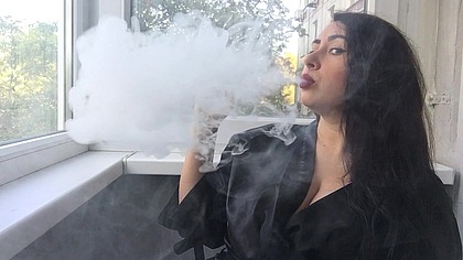 curvy milf smoke on balcony and masturbate hairy wet pussy