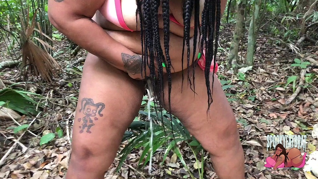bbw spookyfatbrat pees in mexican jungle (Spookyfatbrat) bbw spookyfatbrat pees in mexican jungle (Spookyfatbrat)