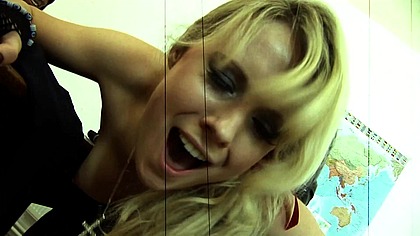 Ebony Godde And Syren Sexton Both Swallow His Cum After A Threesome