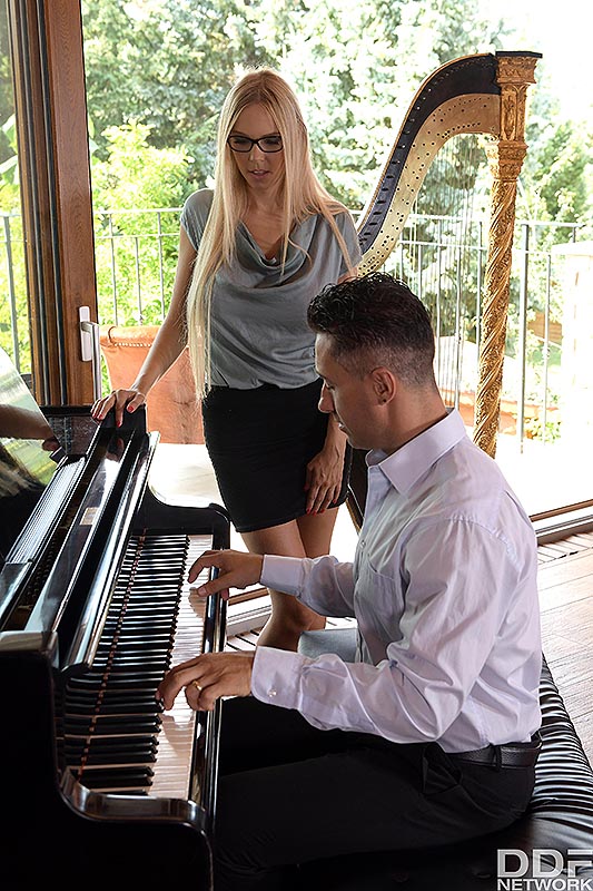 Kinky Piano Teacher #1