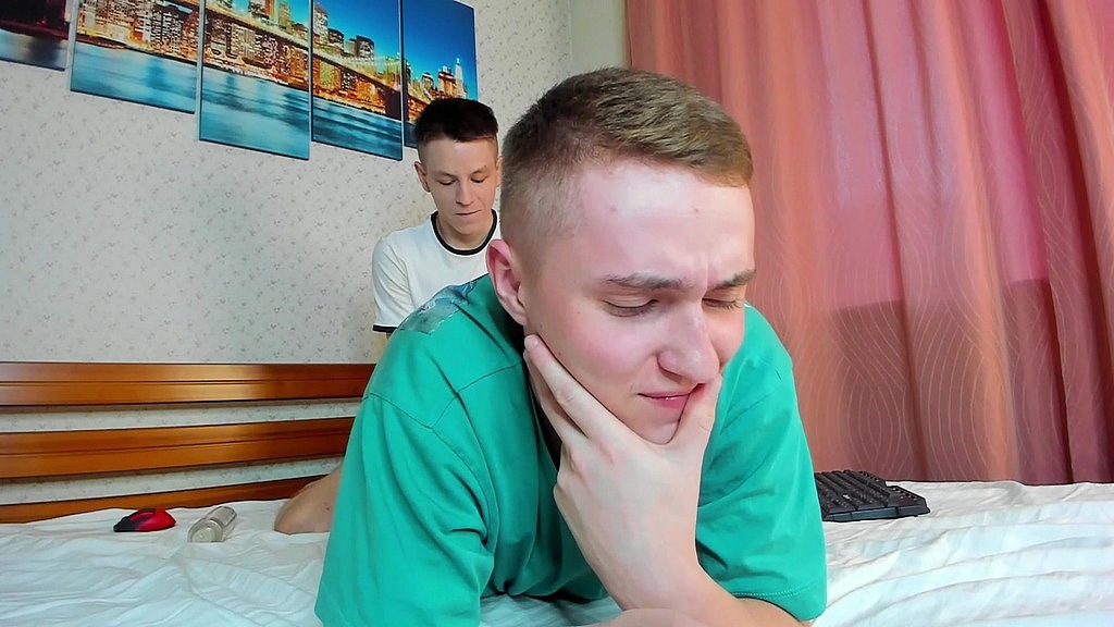 put a vibrator in alex s ass! (Evgeny Twink, Alex Cute) put a vibrator in alex s ass! (Evgeny Twink, Alex Cute)