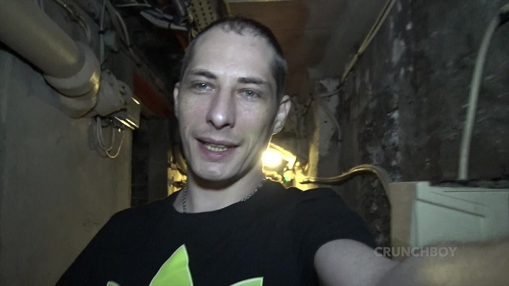 un beau mec tatoue et barbu baise son pote gay (Fabien crunchfooteux,Crunch Romantik2, Tex Crunchy) un beau mec tatoue et barbu baise son pote gay (Fabien crunchfooteux,Crunch Romantik2, Tex Crunchy)