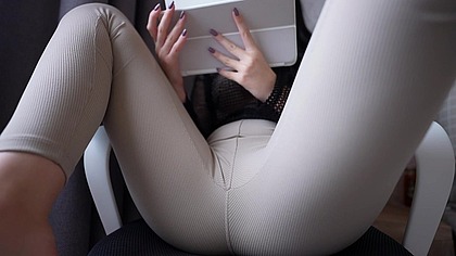 Voyeur! Farting while doing my work! Leggings / yoga pants