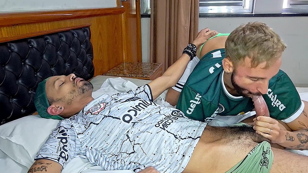 video novo - mlk palmeirense levando pica no cuzinho e leite duas vezes pra ver se vira homem - foda completa (Thales Botelho, Oluapvix) video novo - mlk palmeirense levando pica no cuzinho e leite duas vezes pra ver se vira homem - foda completa (Thales Botelho, Oluapvix)
