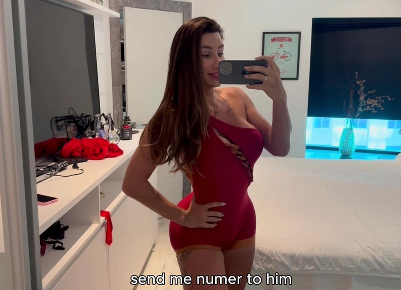 Naughty Boy From The Gym Saw Me Working Out, Agreed To Fuck Me And Shoot