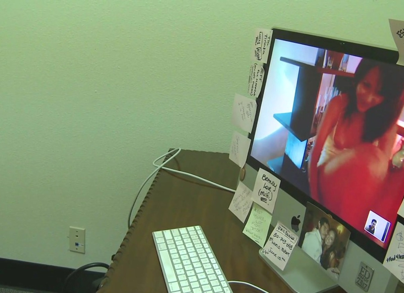 18 Year Old Jessica Valentino Meets Franco Del Torro Online And Gets Fucked