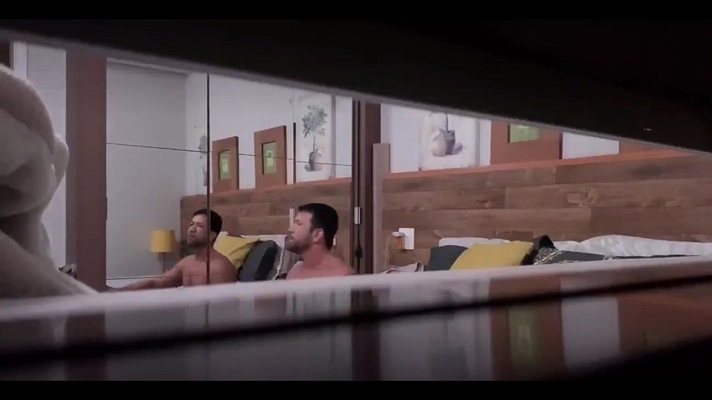 foda gostosa com coroa casado (Gustavo Ryder, Lucas Cardoso) foda gostosa com coroa casado (Gustavo Ryder, Lucas Cardoso)