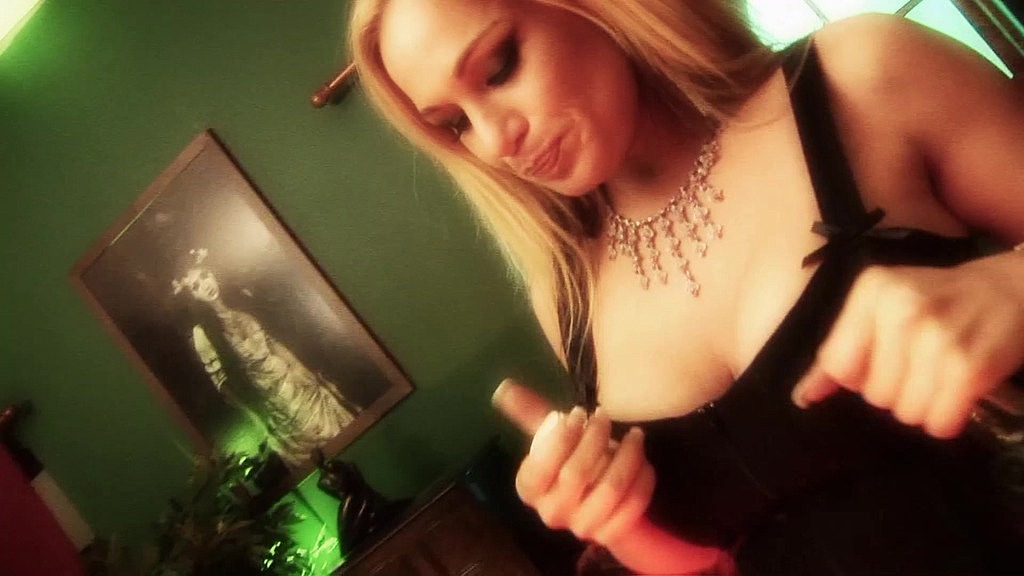 Girls gets pounded by big cock