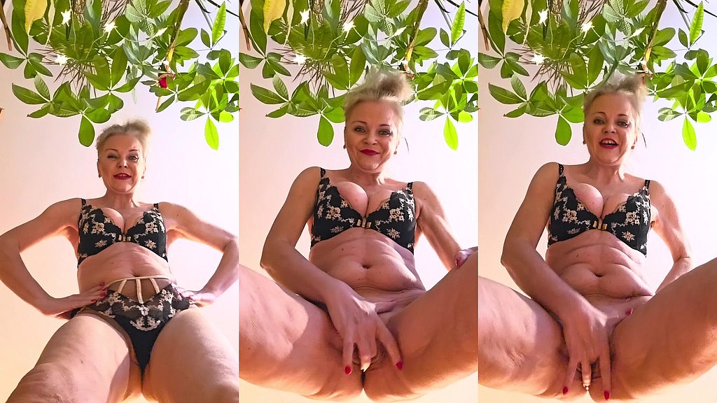 giantess milf masturbation pov (Misses_Jenny) giantess milf masturbation pov (Misses_Jenny)