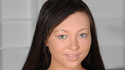 Stunning young newcomer pussy!