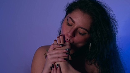 How Long Would You Spend Sucking My Toes?