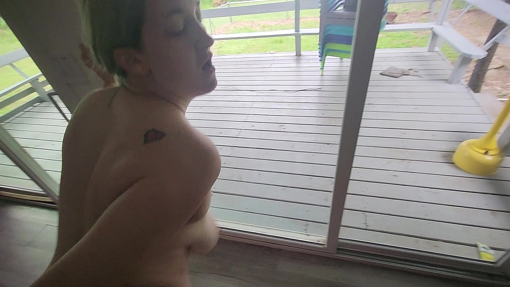 аматорська матуся смокче і трахкає в озерному будинку! (CajunZachXl, Mama_Foxx94) amateur milf sucks and fucks at the lakehouse! (CajunZachXl, Mama_Foxx94)