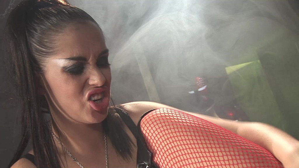 Hot busty vampires Kaia Kane and Tammie Lee share sizzling lesbian toy fuck